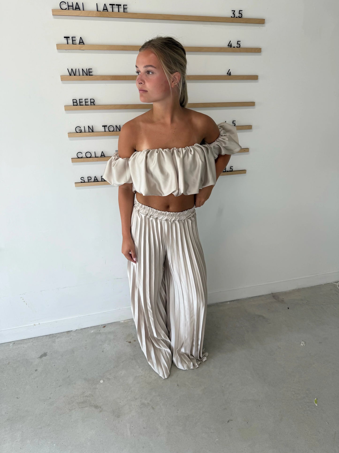 Noa | Satin Co-ord with Elegant Glamour