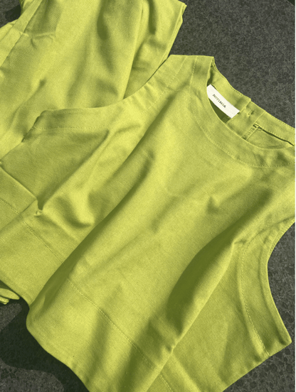 Chic Solid Colour Sleeveless 2-Piece Set