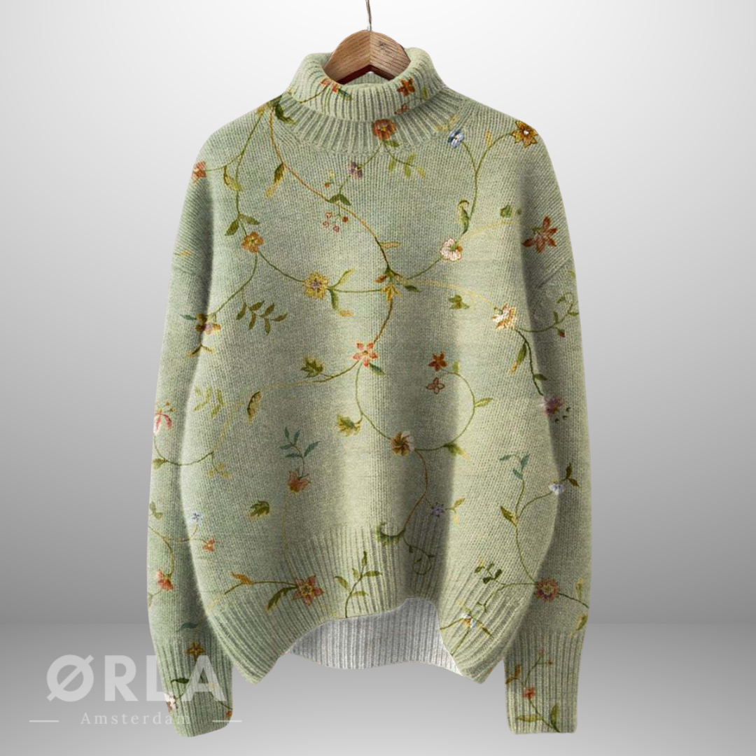 Nina | Playful Turtleneck