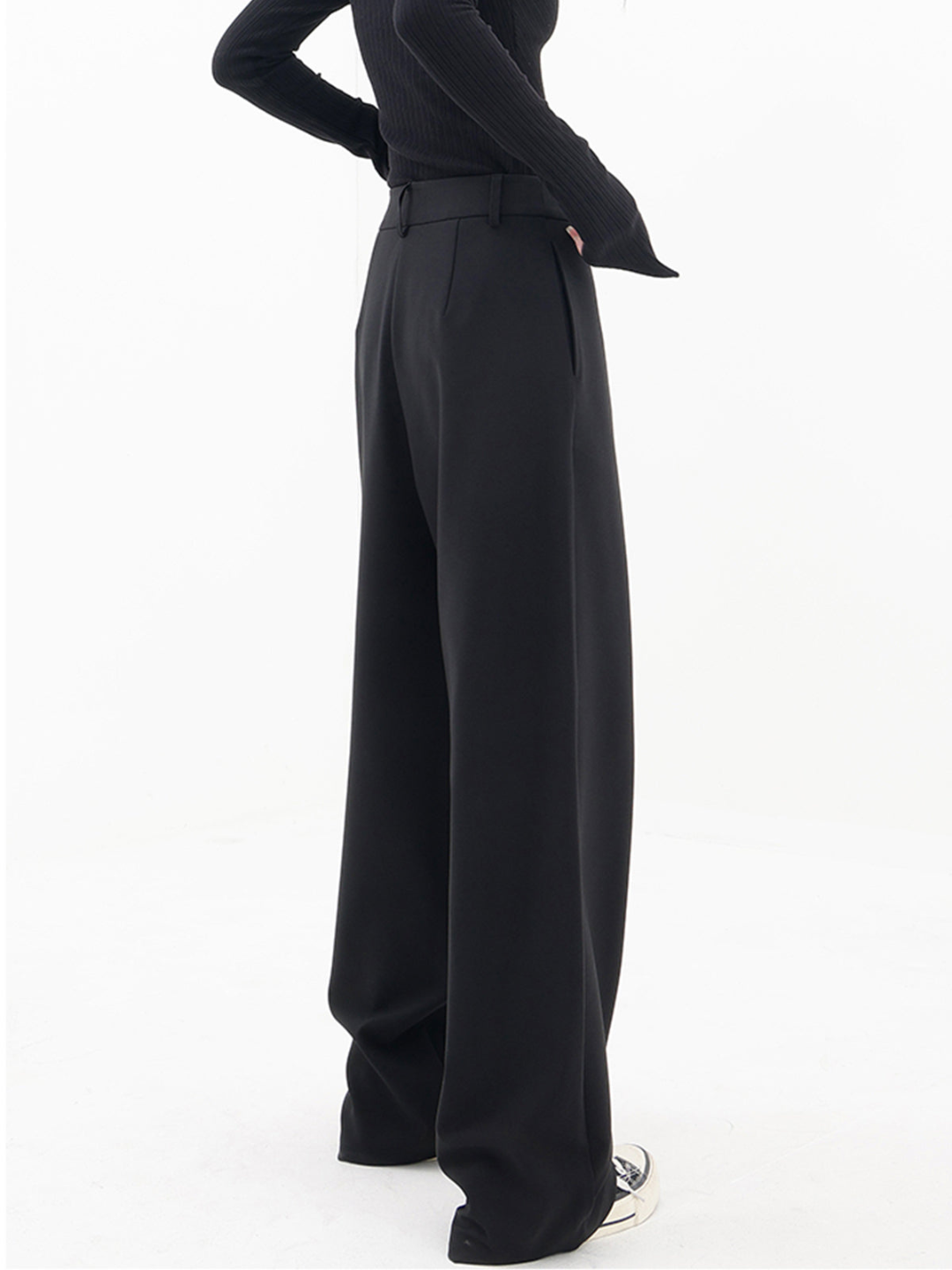 Mette | Stylish Baggy Trousers
