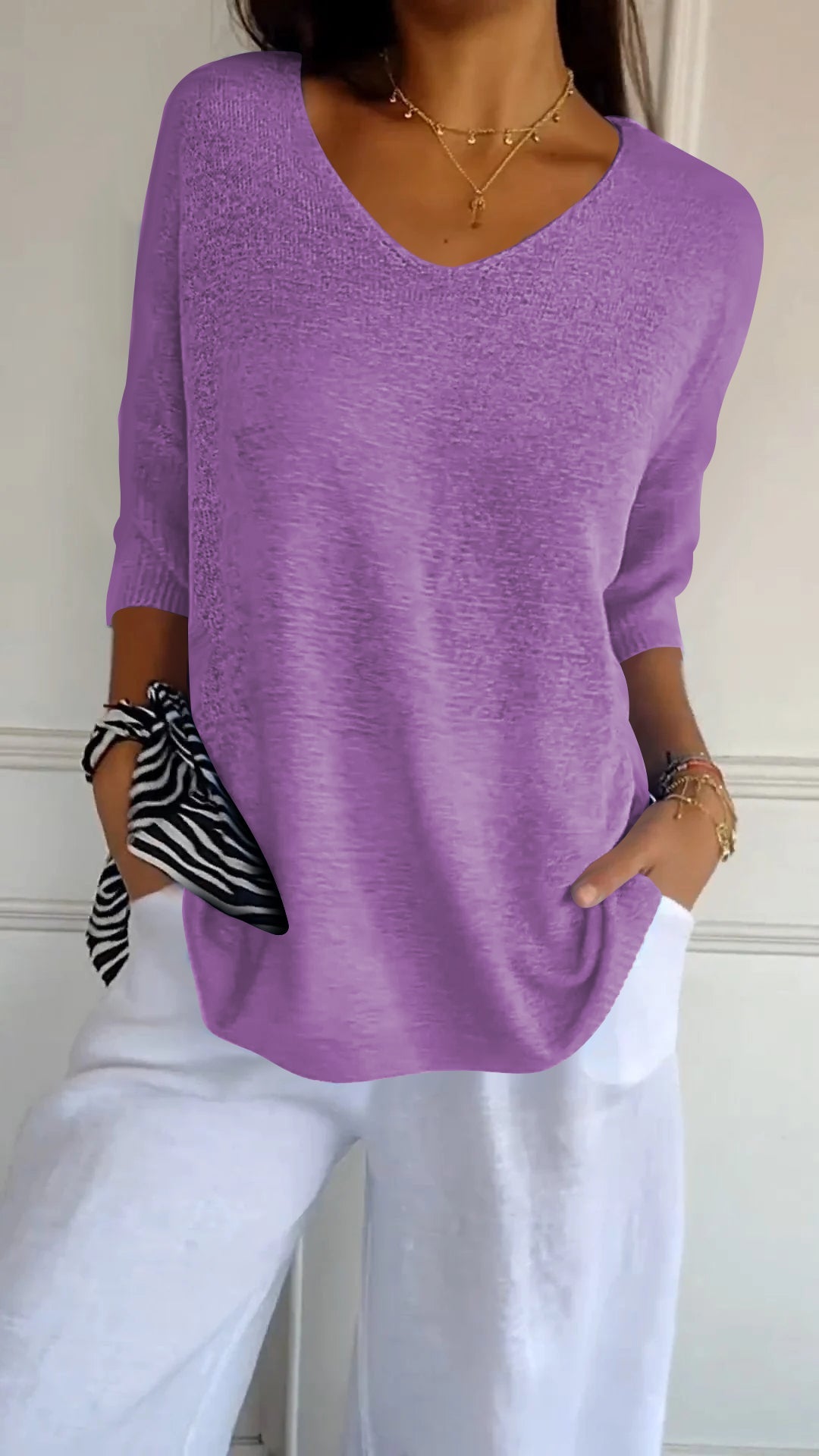 Solid Colour Knitted V-neck Top
