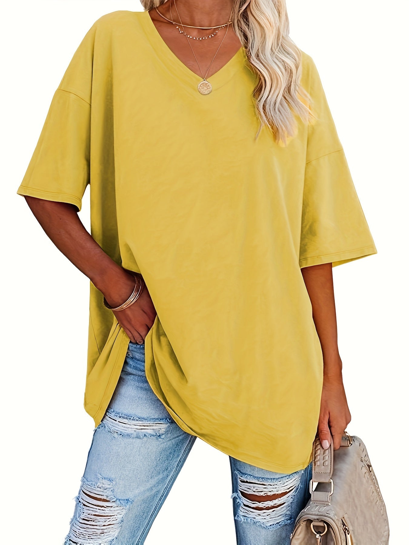 Vivianne | Chic Blouse with V-Neck
