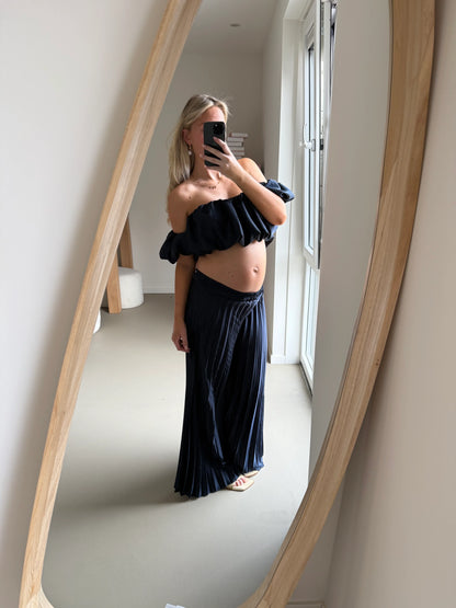 Noa | Satin Co-ord with Elegant Glamour