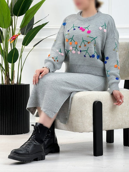 Flower sweater and hip skirt knitted set
