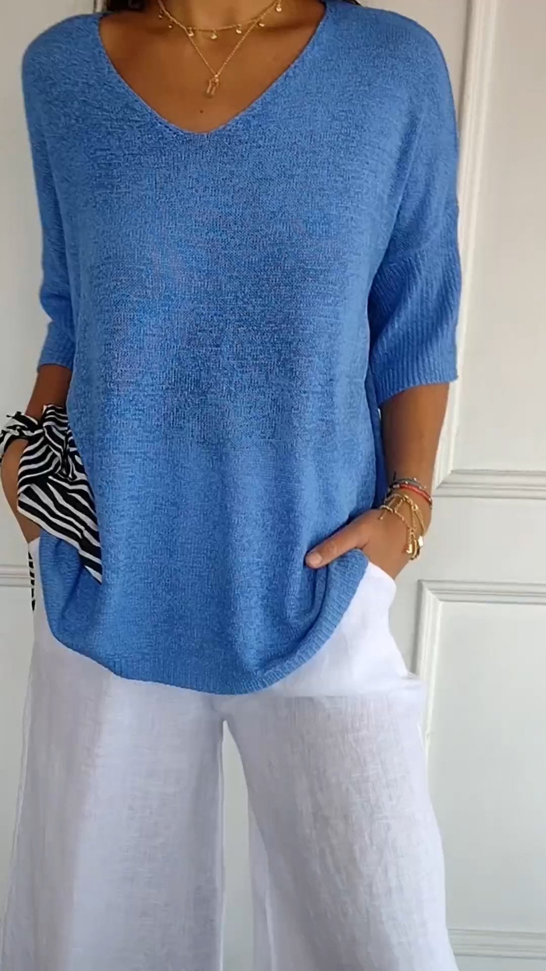 Solid Colour Knitted V-neck Top